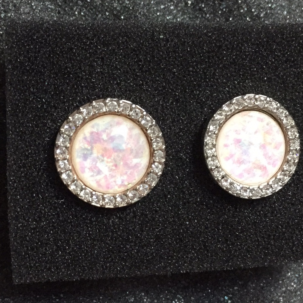 2/$15 Rose gold Opal gauges size 1/2